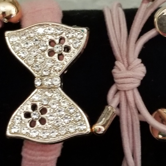 3/30☘️ANTHROPOLOGIE set of 4 Faux Pearl Hair Ties New - Picture 5 of 7